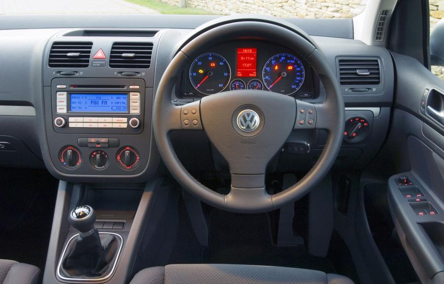  Volkswagen Golf Match 2006 года  (фото 2 из 2)